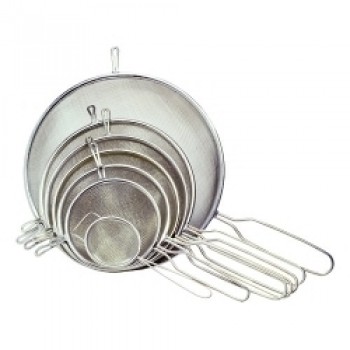 Metal Strainer - 14cm Diameter